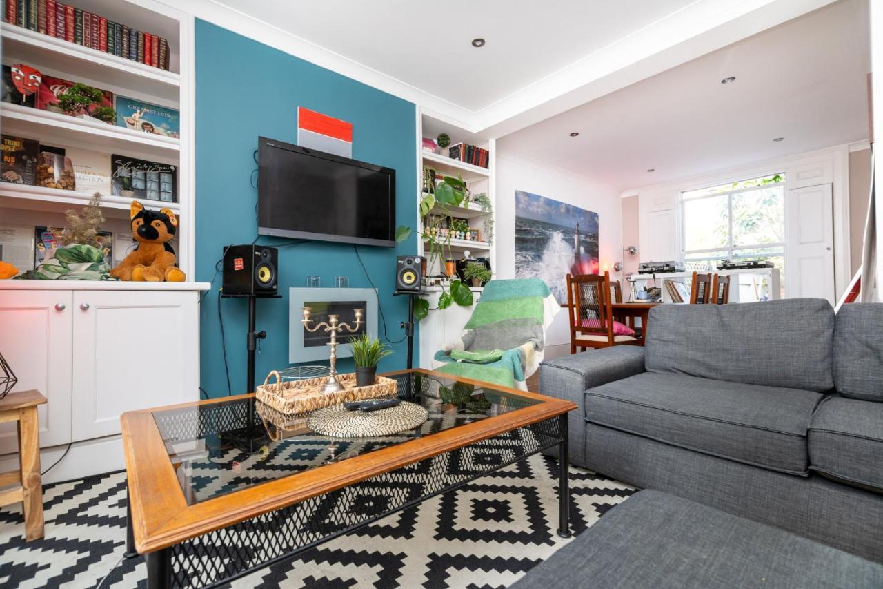 Double Room W/Projector & Garden Hot Tub London Ngoại thất bức ảnh